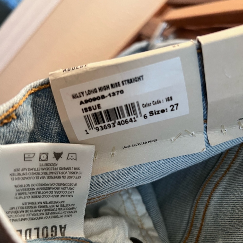 Agolde Riley Long High Rise Straight Jeans - Picture 9 of 9